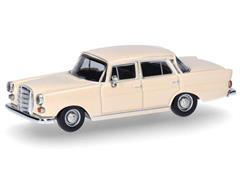 420457-CR - Herpa Model Mercedes Benz 200 Fintail