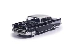 IXO AMERICA #IA64044 - 1957 Chevrolet Bel Air in Onyx Black and Imperial White