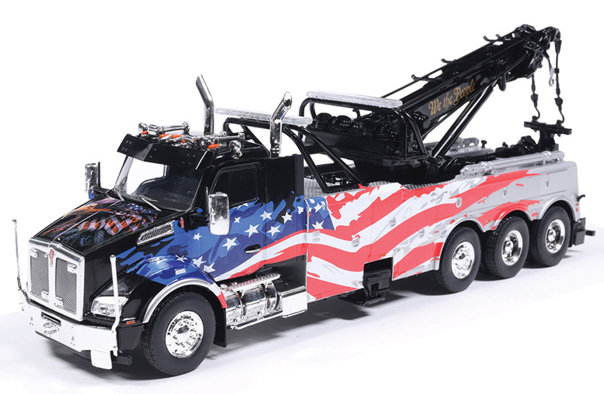 Kenworth T880 Wrecker in Black with American Flag - U43TTR003