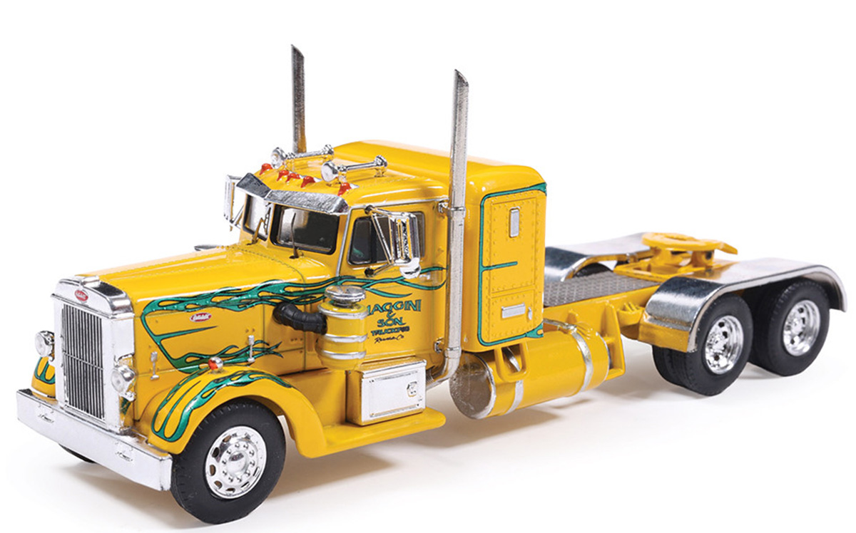 1952 Peterbilt 350 in Yellow with Green Flames - U64TR018