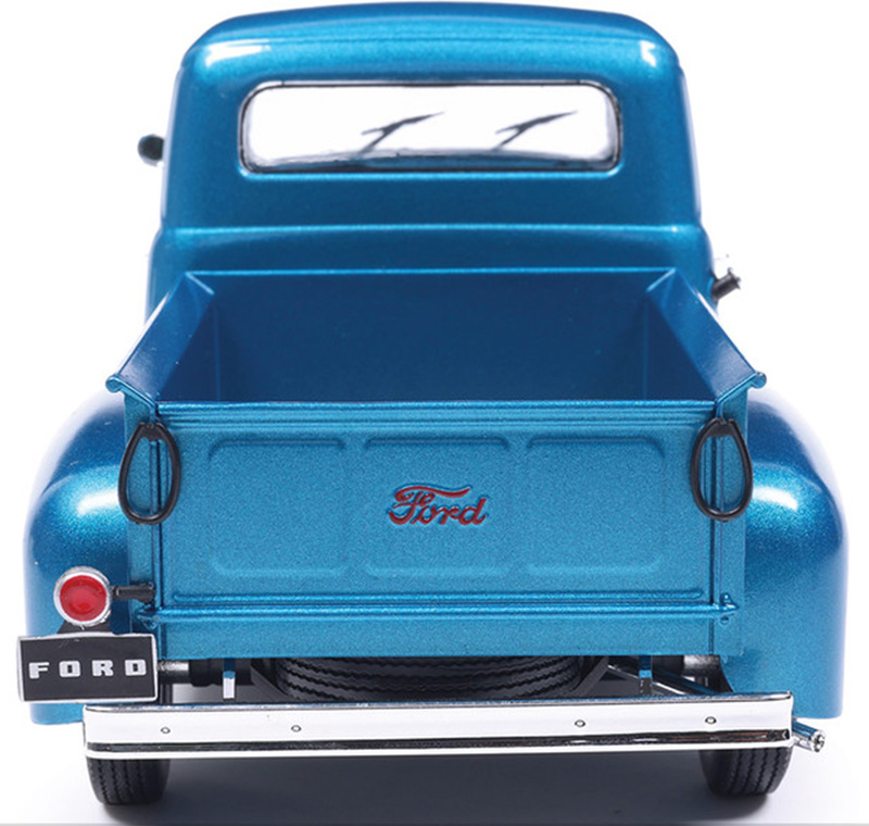 A Brooklin Models The Brooklin Collection 1:43 scale die-cast, BRK 118A 1952 Allstate Deluxe Mode