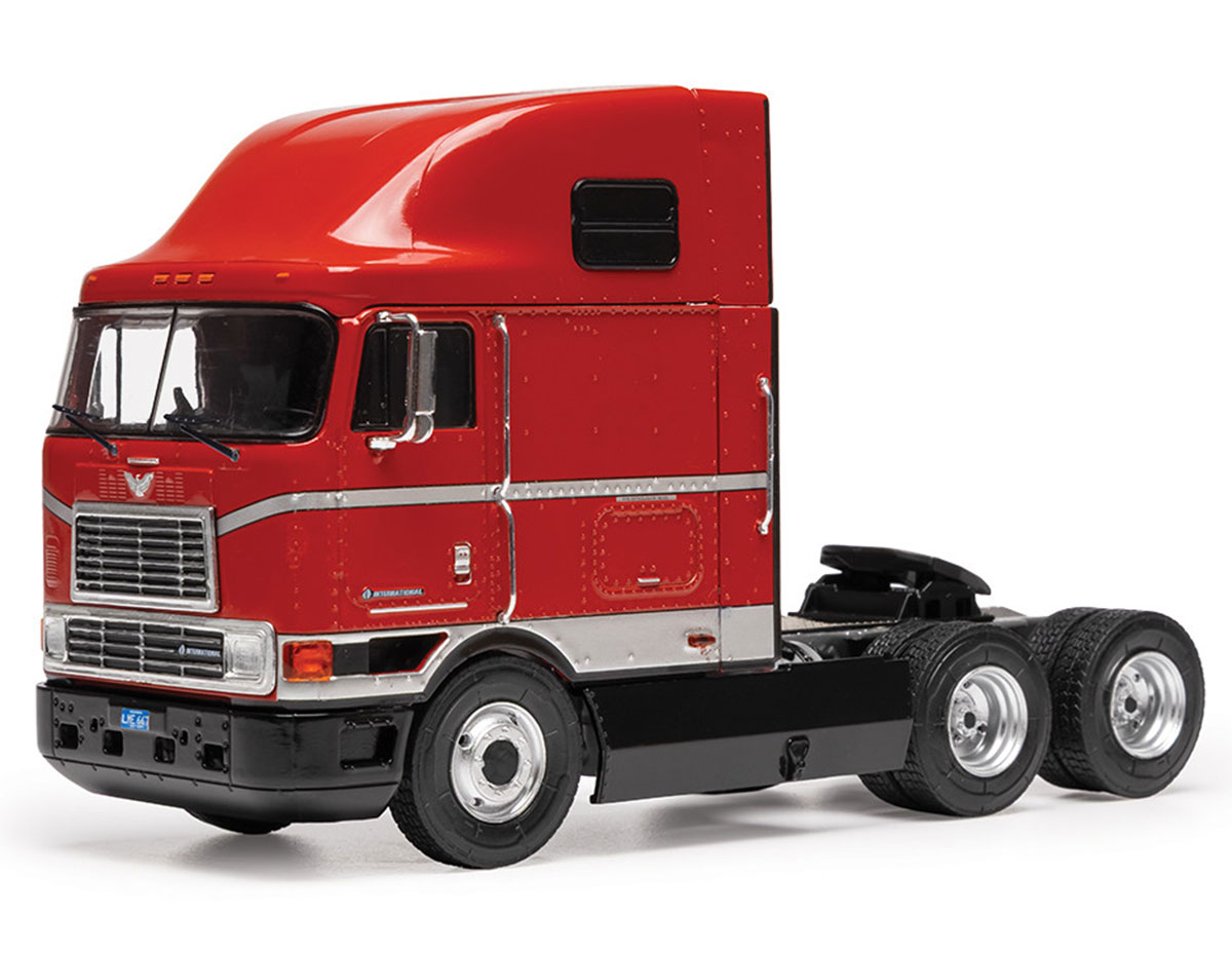 Camión International Eagle 9800 a Escala 1:43 IXO