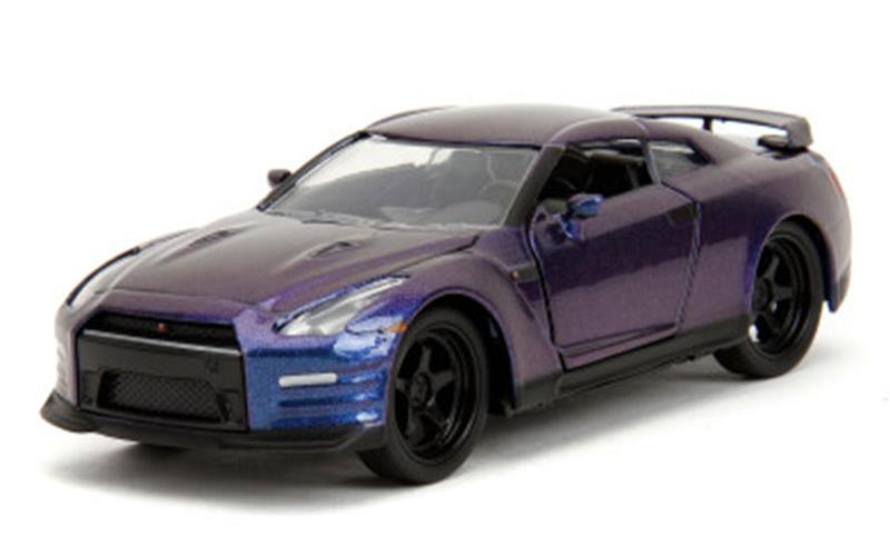 日産GTRツナギ　6L 34856.jpg
