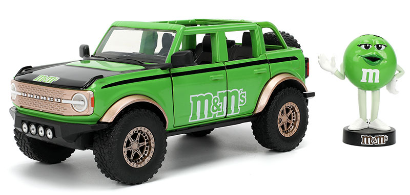 M Ms - 2021 Ford Bronco in Glossy Green with Green M M Figure - 35473