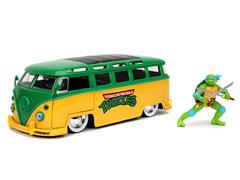 Jada Toys 1962 Volkswagen Bus                                                                                           