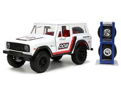 34181 - Jada Toys 1973 Ford Bronco Hardtop