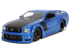 34195 - Jada Toys 2006 Ford Mustang GT