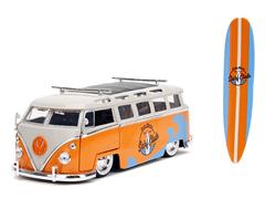 34231 - Jada Toys Surf Club 1962 Volkswagen Bus