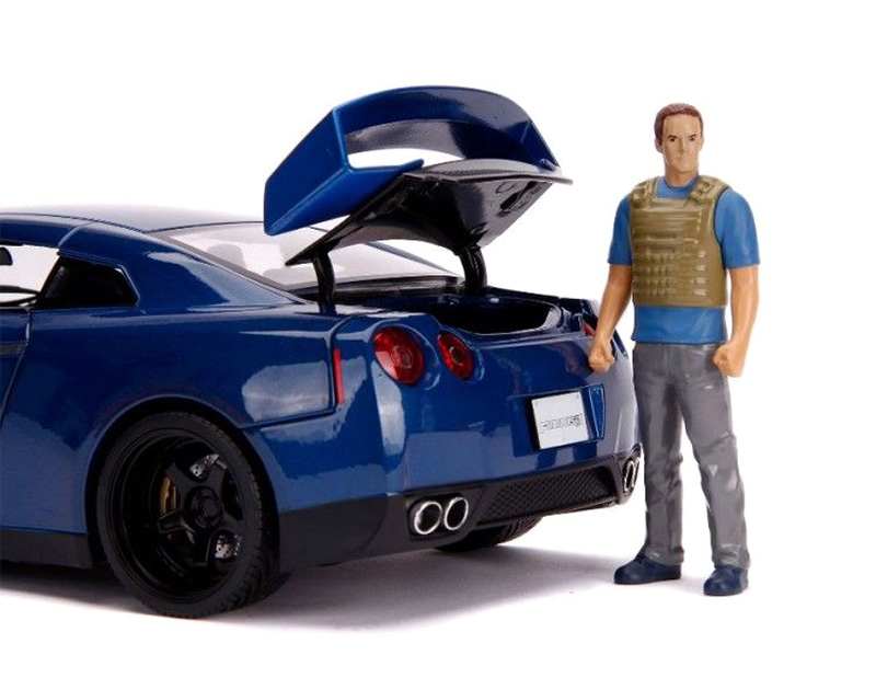 Nissan GT-R R35 with Brian Figure and Working Lights - Furious 7