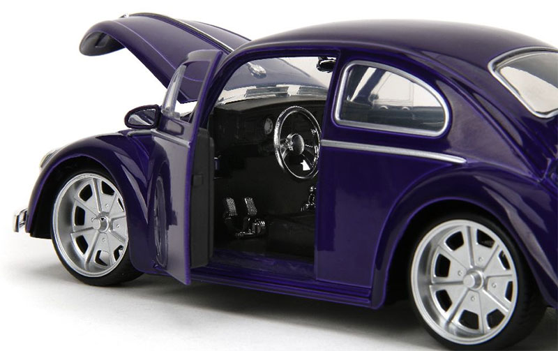 JADA フォルクスワーゲン・ビートル ウィズ　アダムス 1959 Volkswagen Beetle with Wednesday Addams and Thing Figures - 35131