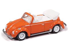 JOHNNY LIGHTNING #JLCG034-B-2 - 1975 Volkswagen Super Beetle Convertible in Pumpkin Orange