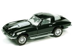 JOHNNY LIGHTNING #JLMC029-B-F - 1967 Chevrolet Corvette in Goodward Green Poly with White Stinger Hood Stripe