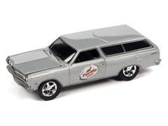 Johnny Lightning Turtle Wax 1965 Chevrolet Chevelle Wagon