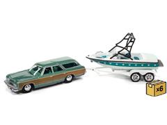 Johnny Lightning 1973 Chevrolet Caprice Woody Wagon