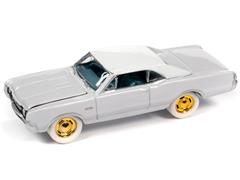 JOHNNY LIGHTNING #JLSP289-B-SP - Johnny Lightning 1967 Oldsmobile 442