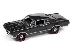 Johnny Lightning 1967 Oldsmobile 442