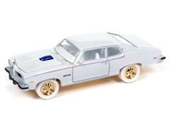JOHNNY LIGHTNING #JLSP386-B-SP - 1974 Pontiac GTO in White Lightning Deocration with Gold Rims