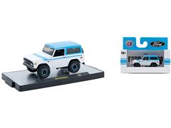 M2MACHINES #32500-106-C - 1976 Ford Bronco in White and Blue
