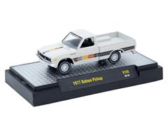 M2MACHINES #32500-108-C - 1977 Datsun Pickup in White