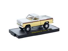 M2MACHINES #32500-111-B - 1979 Dodge Adventurer 150 Power Wagon Pickup Truck in Palomino Color Scheme