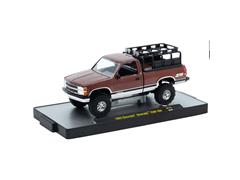 M2MACHINES #32500-111-C - 1993 Chevrolet Silverado 1500 4X4 Pickup Truck in Brown with Adventure Rack