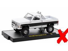 M2MACHINES #32500-93-D-X - Auto-Thentics Release 93 - 1976 GMC Sierra Grande 15 4x4 Pickup Truck in White and Black