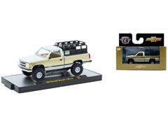 M2 Machines 1993 Chevrolet Silverado 1500 4X4 #32600-90-F