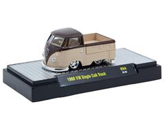 M2MACHINES #32600-94-C - 1960 Volkswagen Single Cab Truck in Brown and Tan