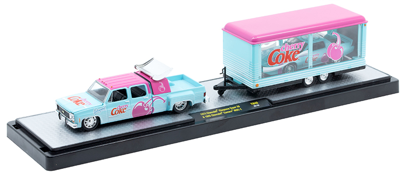 Ｓ★商品Ｎｏ.３７２６★Ｃｏｃａ―Ｃｏｌａ缶バッグ＋積載車＋グラス＋腕時計他色々 S☆商品No.3726☆Coca―Cola缶バッグ＋積載車＋グラス＋