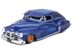 MAISTO #32553BL - 1948 Chevrolet Fleetline in Metallic Blue - Lowriders