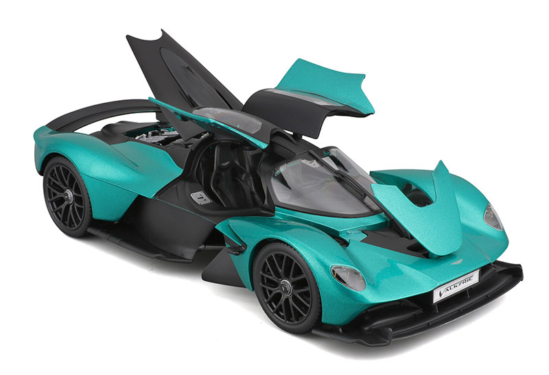 2022 Aston Martin Valkyrie in Green - 31465GR