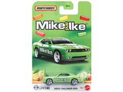 MATCHBOX #HVV75-JJR80 - Mike and Ike - Dodge Challenger SRT8 in Green