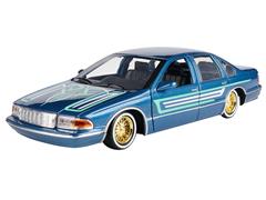 79022BL - Motormax 1993 Chevrolet Caprice Lowrider