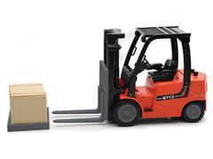 01166 - New-Ray Toys Forklift with Pallet and Crate