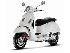 57243W - New-Ray Toys Vespa GTS 300 Super Scooter