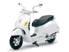 57243W - New-Ray Toys Vespa GTS 300 Super Scooter