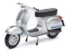 57853B - New-Ray Toys Vespa 125 Primavera ET3 Scooter