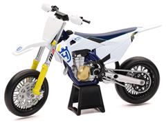 58163 - New-Ray Toys 2019 Husqvarna FC450 Supermoto Dirt Bike Made