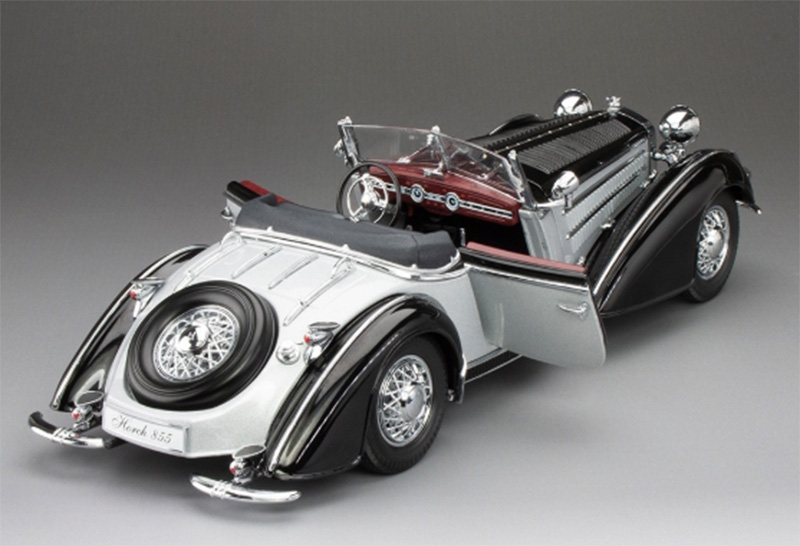 1939 Horch 855 Roadster in Black and Silver - SS-2410