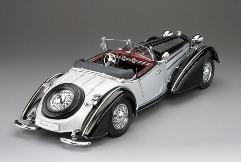 1939 Horch 855 Roadster in Black and Silver - SS-2410