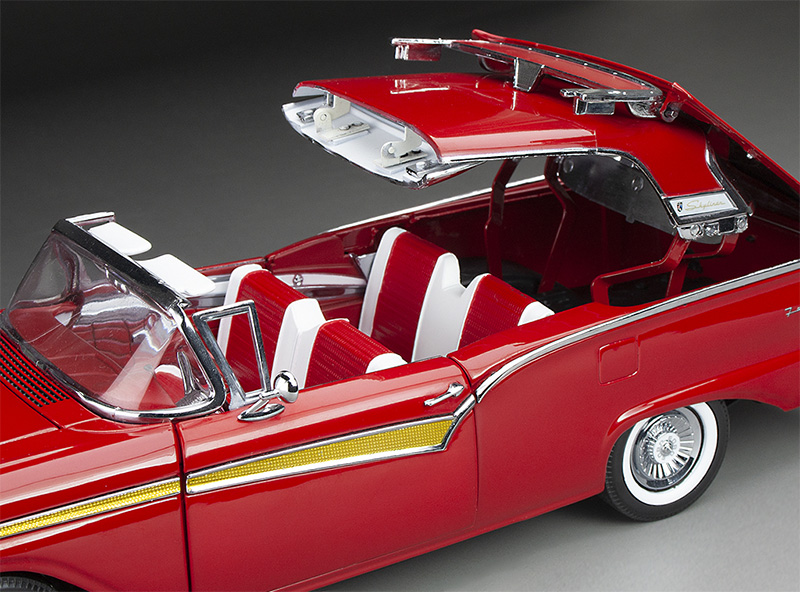 Joustra - Ford Fairlane Et Caravane - Modèles Restaurés - France - Métal
