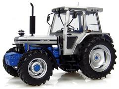 2882 - Universal Hobbies Ford 7810 Tractor Silver Jubilee Edition