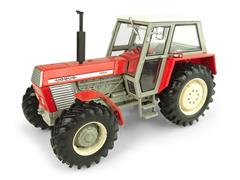 UNIVERSAL HOBBIES - 5283 - Ursus 1204 4WD Tractor 