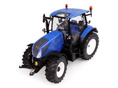 6222 - Universal Hobbies New Holland T5130 Tractor