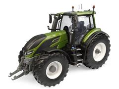 6477 - Universal Hobbies 2023 Valtra Q305 Unlimited Tractor