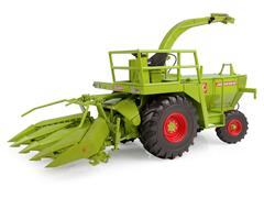 UNIVERSAL HOBBIES #6774 - Claas Jaguar 80SF Combine with Corn Head No Cabin