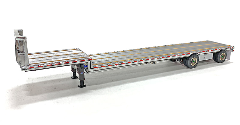 East Drop Deck Flatbed Trailer in Aluminum and Black - WBR027-1700