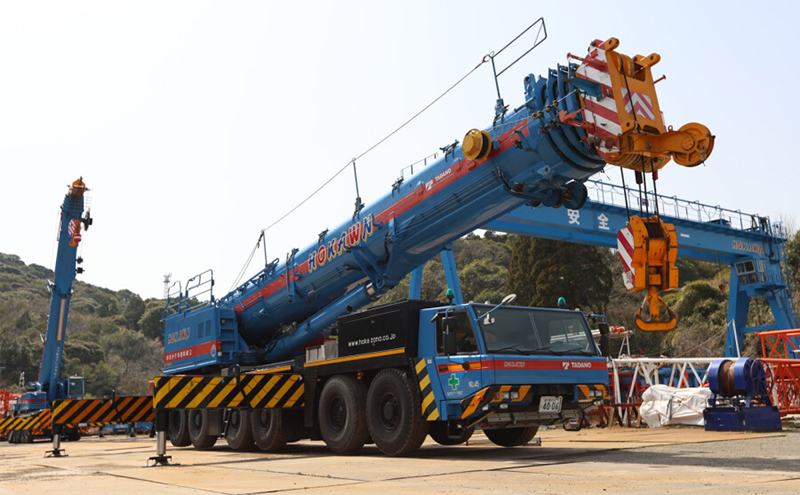 Hokawn - Tadano ATF 400G-6 Crane with Jib - 51-2190