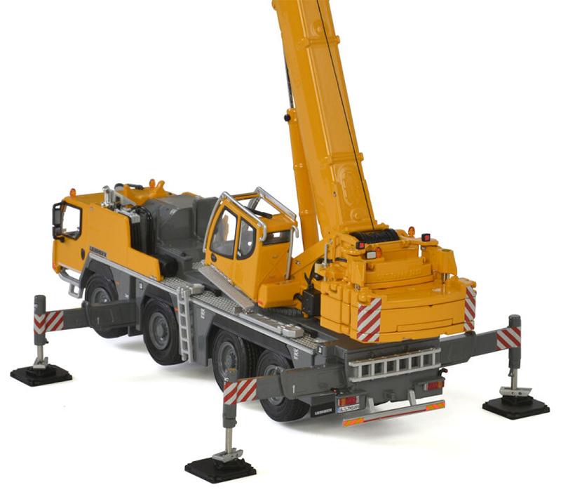 Liebherr LTM 1090-4.2 モバイルクレーン Mobile crane LTM 1090-4.2 - Liebherr